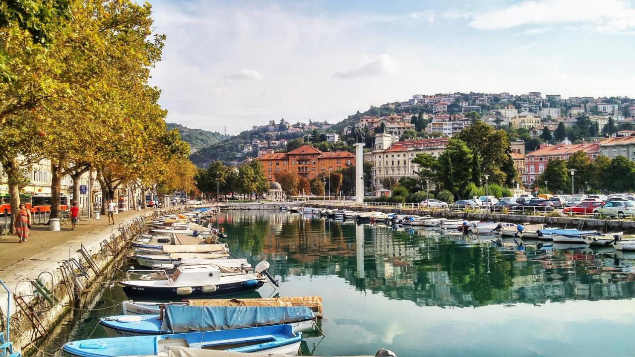 Market & Art Square Place Rijeka Bagian luar foto